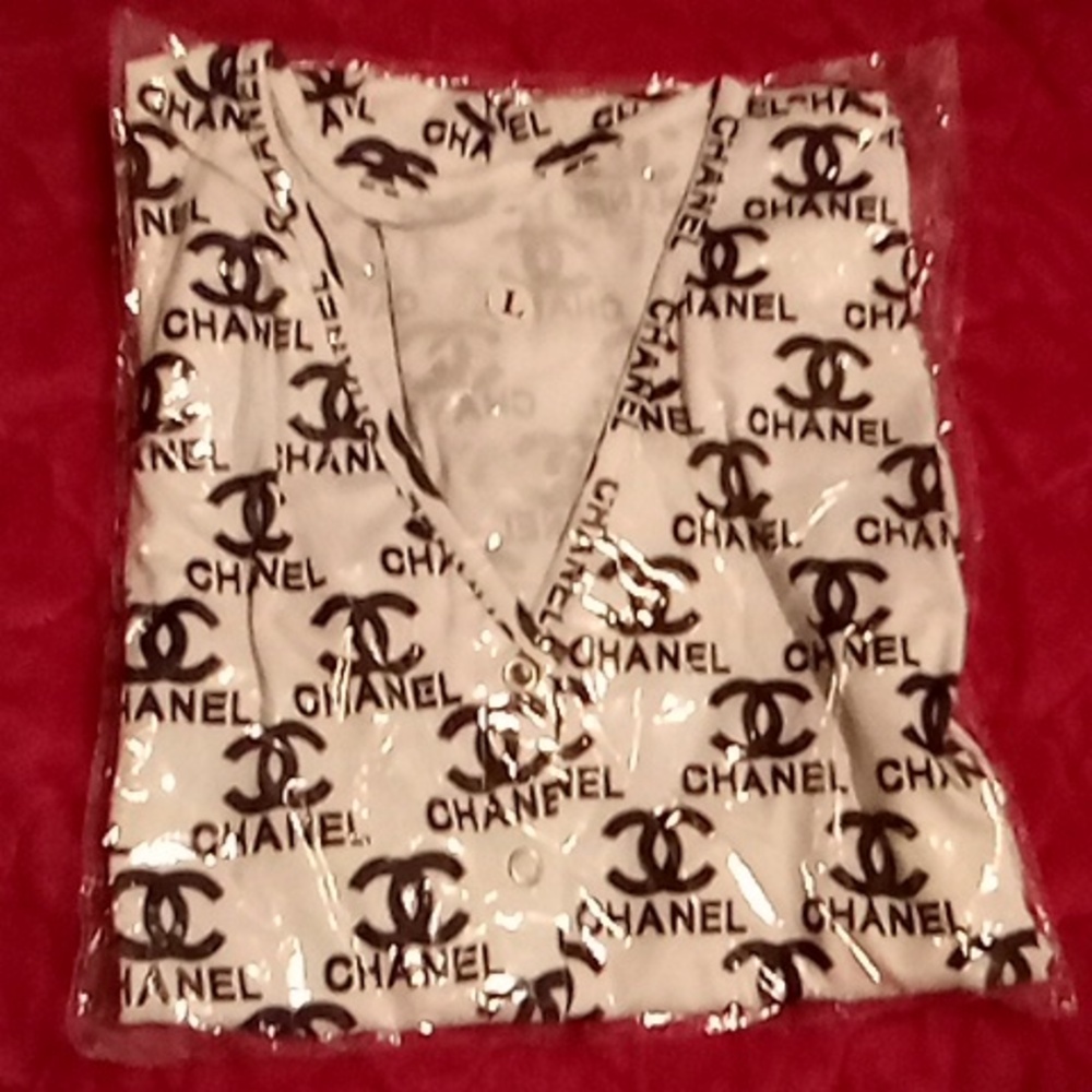 Long sleeve onesie pajamas